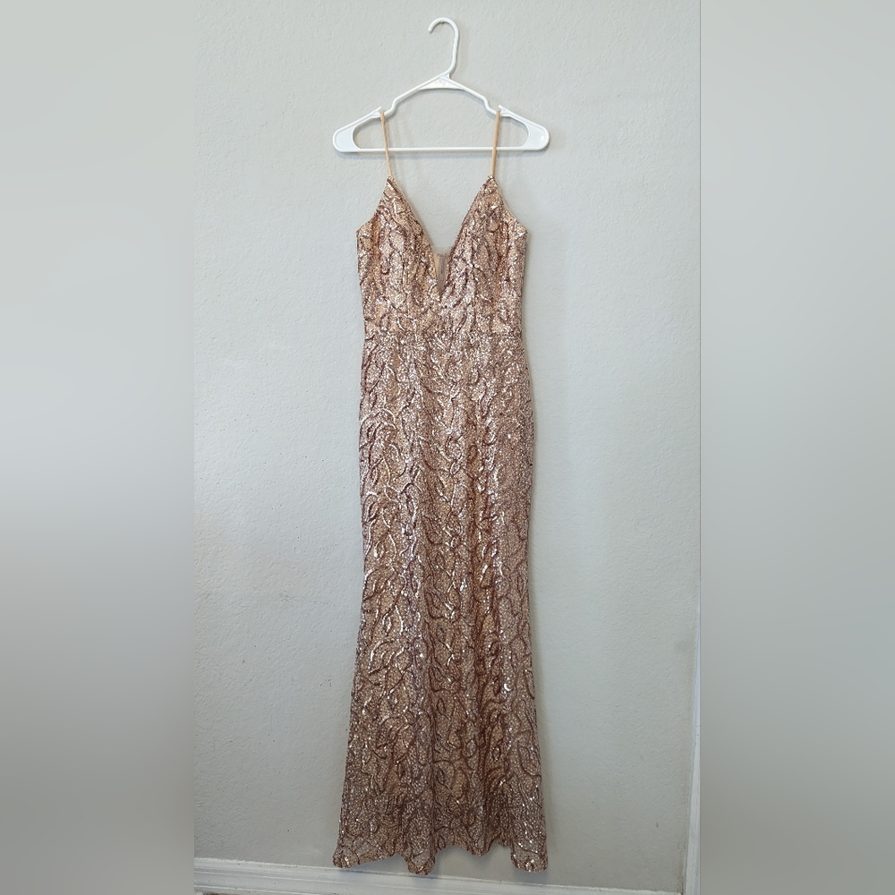 BEAUTIFUL Sparkly Golden Dress